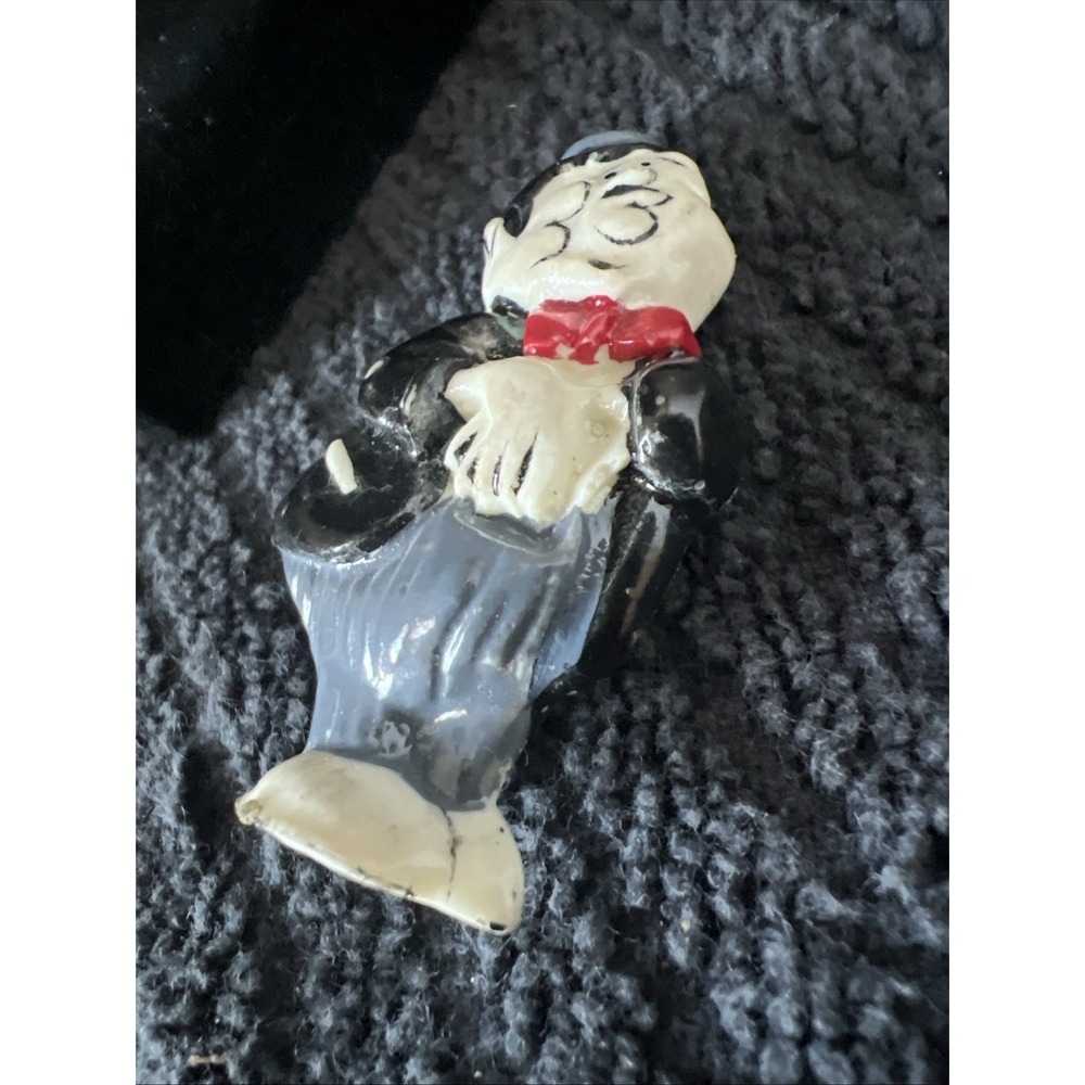 Rare Vintage Laurel and Hardy Plastic Pinbacks Pins Comedian Antique Memorabilia - Picture 9 of 15